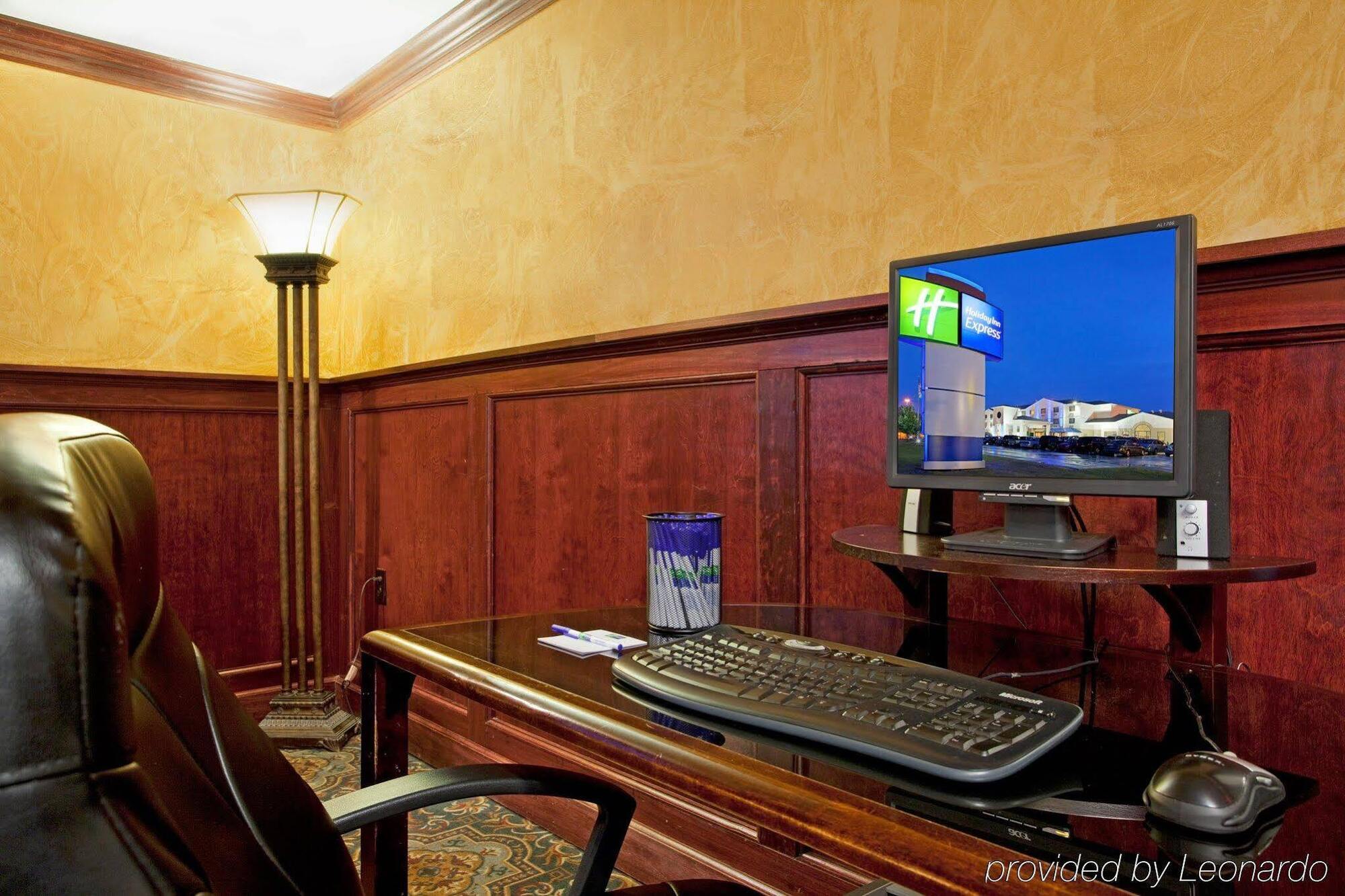 Holiday Inn Express Hotel Pittsburgh-North/Harmarville By Ihg Exteriér fotografie